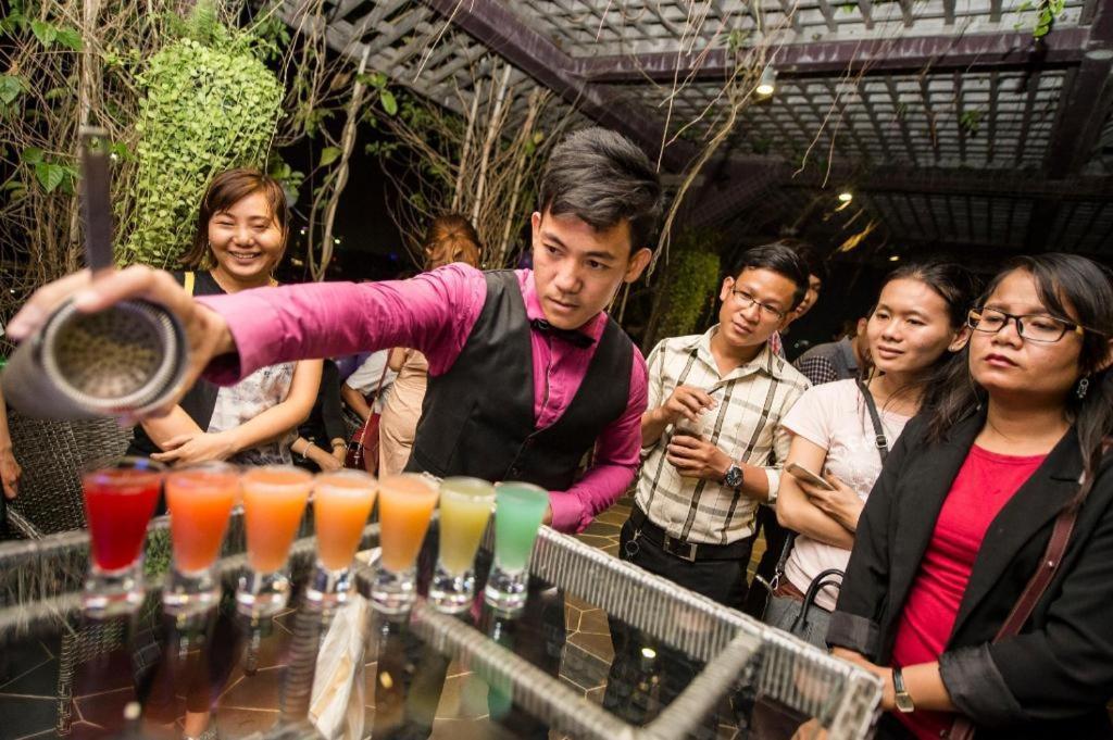 Essence Hotel-Phnom Pen Exterior foto