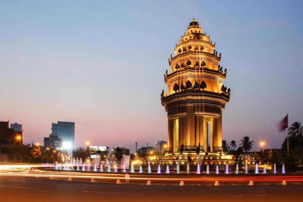 Essence Hotel-Phnom Pen Exterior foto