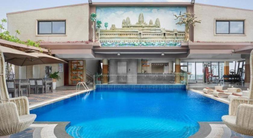 Essence Hotel-Phnom Pen Exterior foto